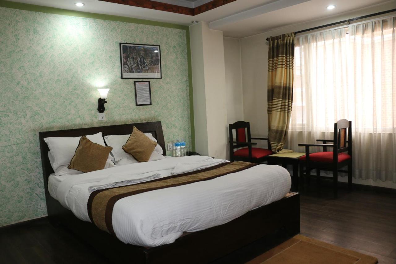 קטמנדו Alpine Hotel & Apartment מראה חיצוני תמונה