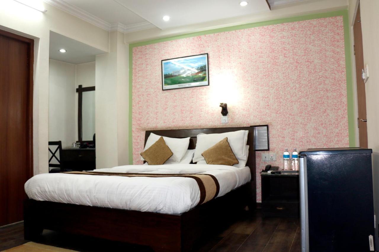 קטמנדו Alpine Hotel & Apartment מראה חיצוני תמונה