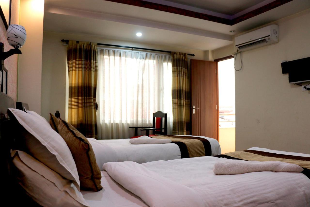 קטמנדו Alpine Hotel & Apartment מראה חיצוני תמונה